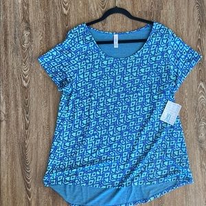 LuLaRoe NWT Classic Tee XL
